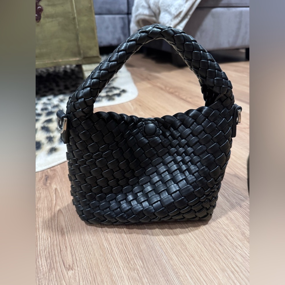 Amazon Black Woven Hobo Bag - Picture 1 of 5